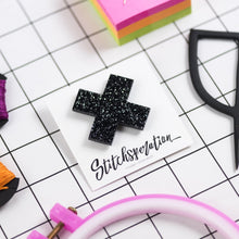 Load image into Gallery viewer, Acrylic Stitchsperation Needleminder - Stitchsperation