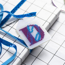 Load image into Gallery viewer, Stitchsperation Acrylic Tag - DIY Stitchable Gift Tag - Stitchsperation
