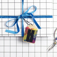 Load image into Gallery viewer, Stitchsperation Rainbow Tag - DIY Stitchable Gift Tag - Stitchsperation