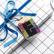 Load image into Gallery viewer, Stitchsperation Rainbow Tag - DIY Stitchable Gift Tag - Stitchsperation