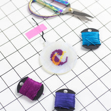 Load image into Gallery viewer, Stitch-a-bauble - Acrylic Stitchable Christmas Decoration - Stitchsperation

